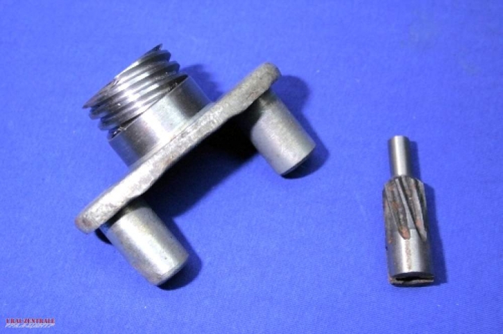 Driven flange 9-35 with speedo-drive