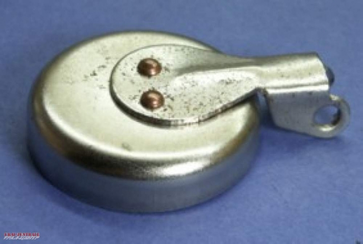 Ignition switch cover without bracket