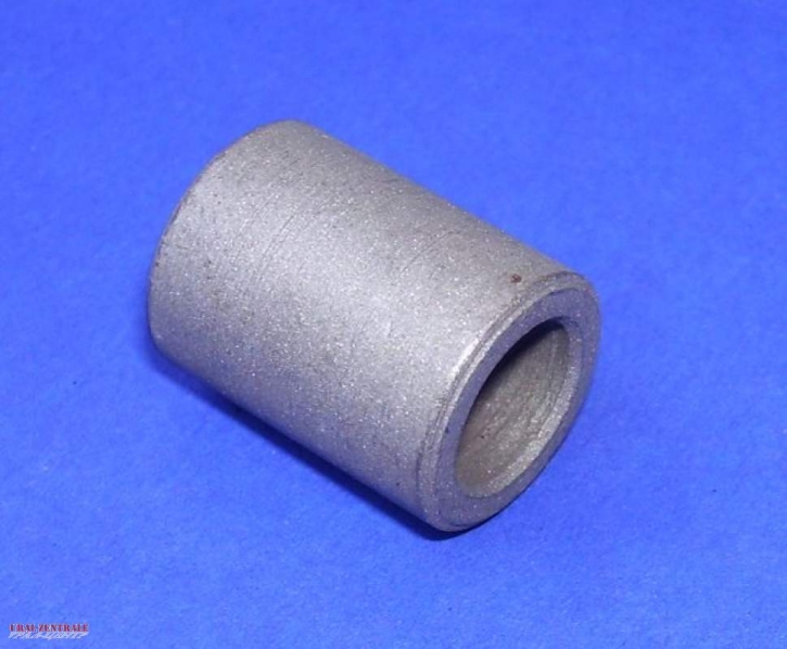 Bushing swingarm fork and crankcase fitting