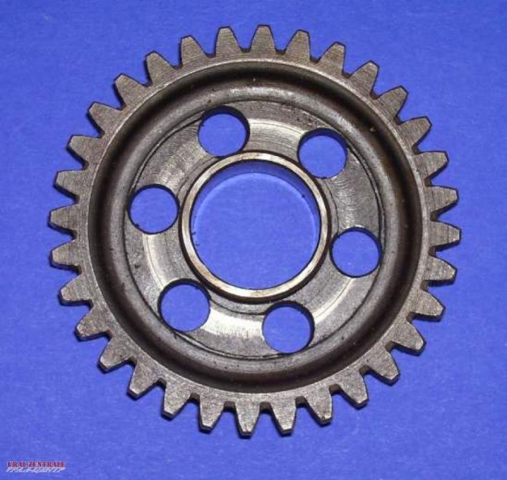 Pinion 2nd gear