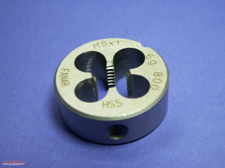 Outside threading tool M 8 x 1 fine pitch thread